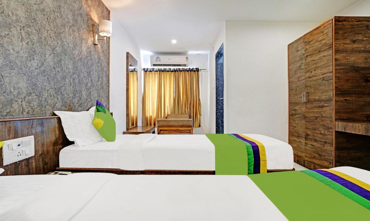 Treebo Varsha Palace 奥兰加巴德 外观 照片
